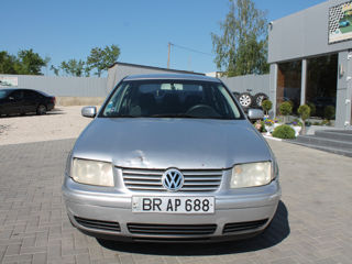 Volkswagen Jetta foto 2