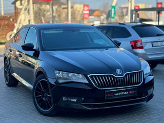 Skoda Superb foto 8