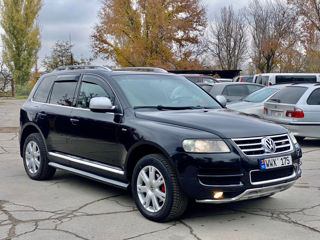 Volkswagen Touareg foto 3