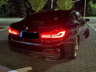 BMW 5 Series foto 3