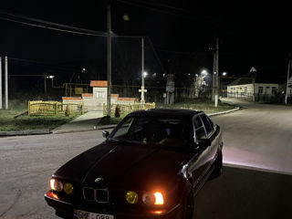 BMW 5 Series foto 2