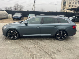 Skoda Superb foto 7