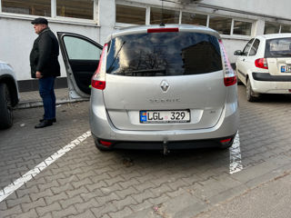 Renault Grand Scenic foto 9