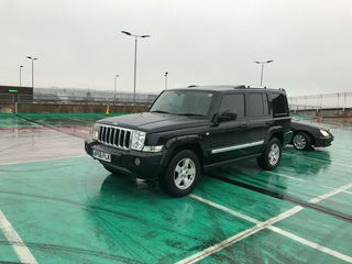 Jeep Commander foto 1