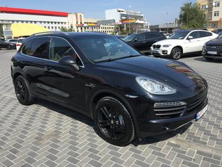 Porsche Cayenne foto 1