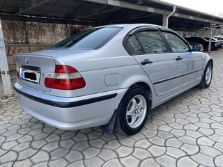 BMW 3 Series foto 3