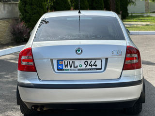 Skoda Octavia foto 4