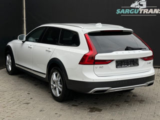 Volvo V90 Cross Country foto 4