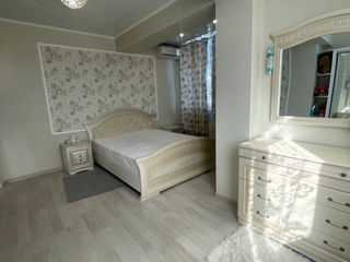 Apartament cu 2 camere, 48 m², Centru, Chișinău foto 2