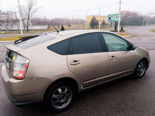 Toyota Prius foto 6