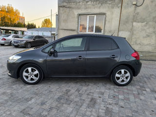 Toyota Auris foto 4