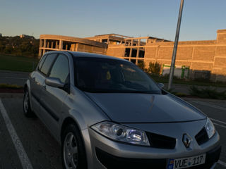 Renault Megane foto 2