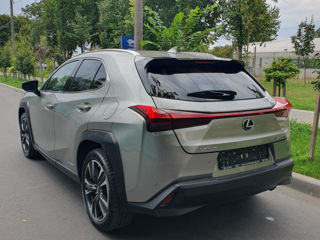 Lexus UX foto 4