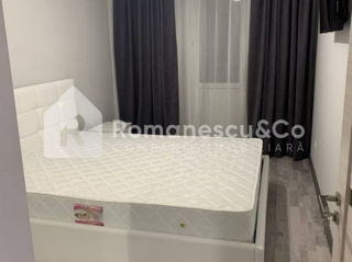 Apartament cu 2 camere, 73 m², Centru, Chișinău foto 3