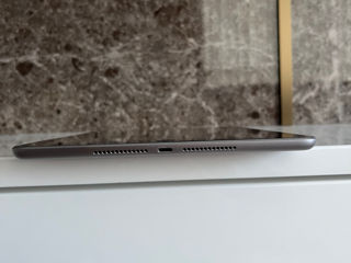 iPad (6th Generation) 128 GB foto 2