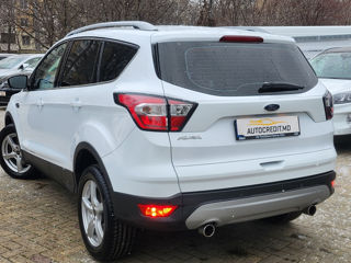 Ford Kuga foto 18