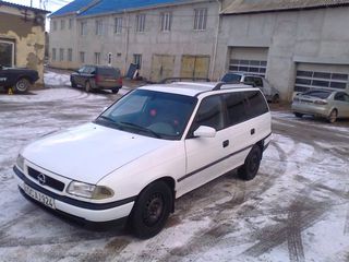 Opel Astra foto 2