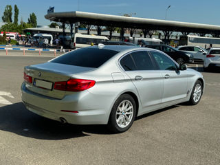 BMW 5 Series foto 7