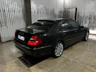 Mercedes E-Class foto 3