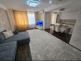 Apartament cu 2 camere, 120 m², Botanica, Chișinău foto 1