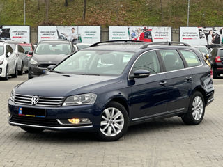 Volkswagen Passat foto 3