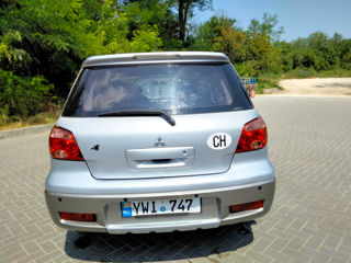 Mitsubishi Outlander foto 5