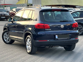 Volkswagen Tiguan foto 5