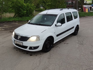 Dacia Logan foto 1