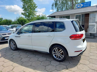 Volkswagen Touran foto 3