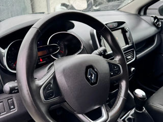 Renault Clio foto 14