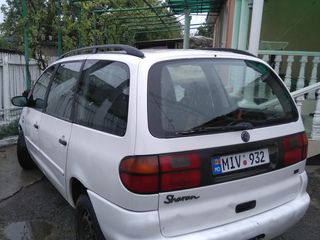 Volkswagen Sharan foto 4