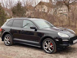 Porsche Cayenne foto 1