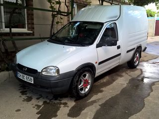 Opel Combo foto 1