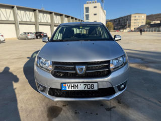 Dacia Sandero foto 2