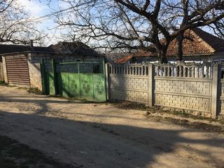 Casa de piatra in loc linistit si aer curat. foto 4