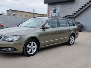 Skoda Superb foto 6