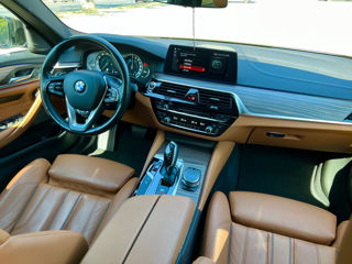 BMW 5 Series foto 7