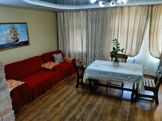 Дom,2 этажа,5 комнат,250 кв.м,сауна+басейн,тераса,барбекю фото 2