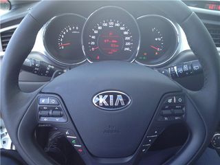 KIA Ceed foto 2