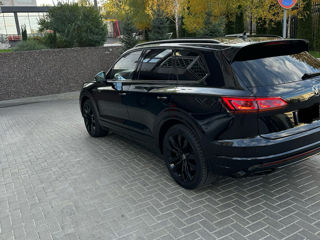 Volkswagen Touareg foto 3