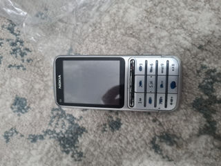 Nokia c3 100 lei cititi in anunt.