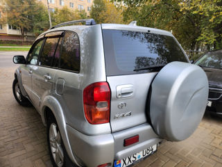 Toyota Rav 4 foto 20