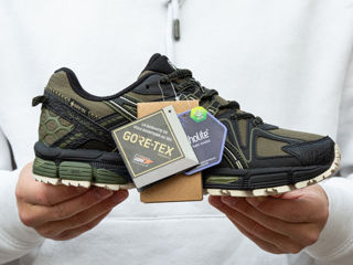 Asics Gel-Kahana 8 Gore-Tex Khaki foto 2