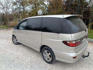 Toyota Previa foto 2