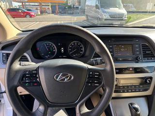 Hyundai Sonata foto 5