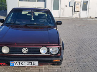 Volkswagen Golf foto 1