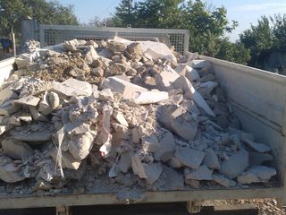 Вывоз строй мусора,evacuarea gunoiului + Hamali foto 6