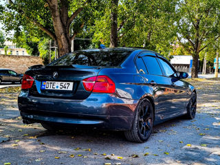 BMW 3 Series foto 6