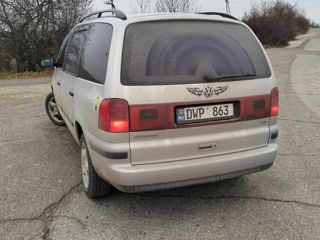 Volkswagen Sharan foto 4