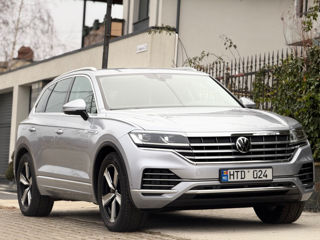 Volkswagen Touareg foto 2